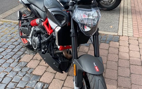 Gebrauchtmotorrad Aprilia Shiver 900 - Bild 1