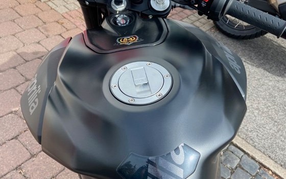 Gebrauchtmotorrad Aprilia Shiver 900 - Bild 9