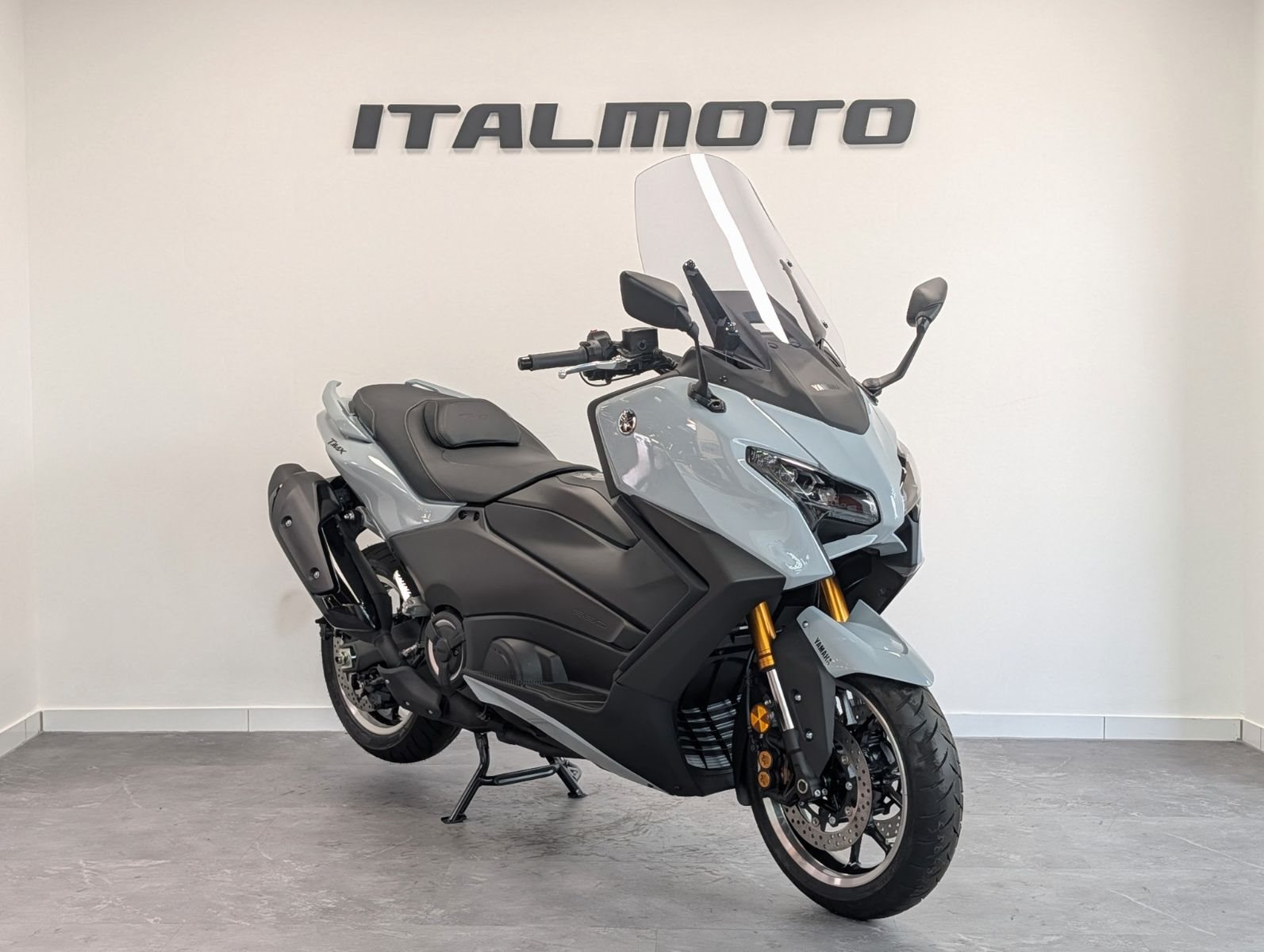 Yamaha TMAX Tech MAX