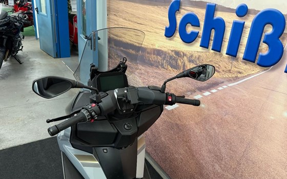 Gebrauchtmotorrad BMW C 400 GT - Bild 2