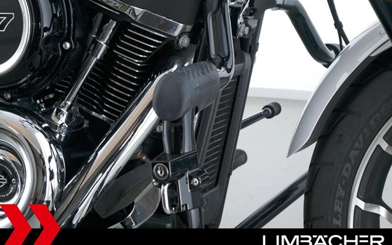 Gebrauchtmotorrad Harley-Davidson Softail Sport Glide FLSB - Bild 21