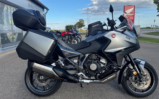 Gebrauchtmotorrad Honda NT1100 - Bild 2