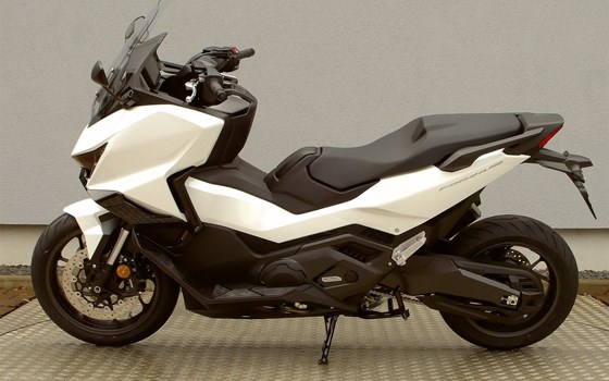 Gebrauchtmotorrad Honda Forza 750 - Bild 5