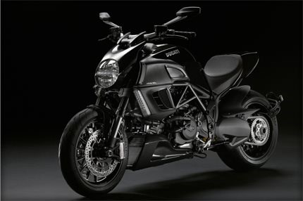 Ducati Diavel 1200 (schwarz) - Bild 2