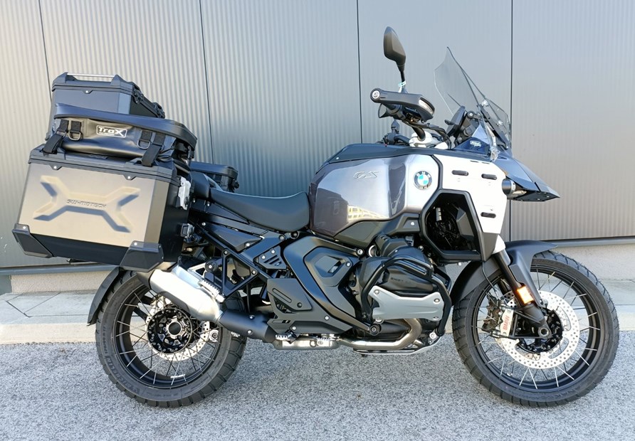 BMW R 1300 GS Adventure (black-storm metallic)