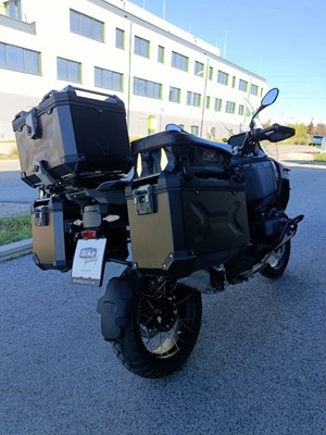 BMW R 1300 GS Adventure (black-storm metallic) - Bild 10