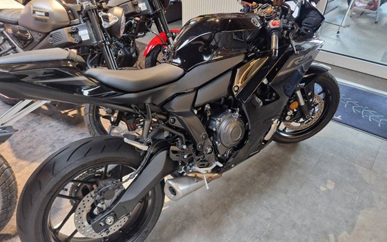 Gebrauchtmotorrad Yamaha R7 - Bild 2