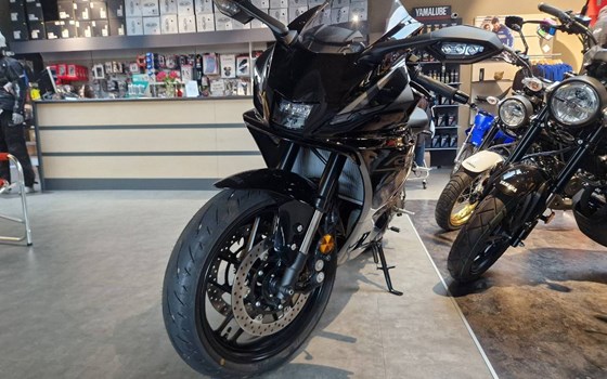 Gebrauchtmotorrad Yamaha R7 - Bild 3