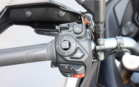 Gebrauchtmotorrad Yamaha Tracer 7 GT Y-AMT - Bild 11