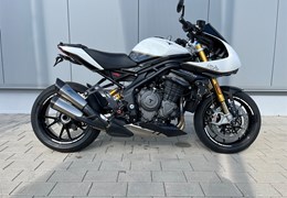 Gebrauchte Triumph Speed Triple 1200 RR