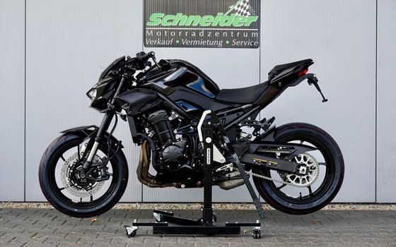 Neufahrzeug Kawasaki Z 900RS Black Edition - Bild 8