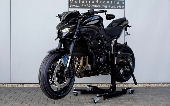 Neufahrzeug Kawasaki Z 900RS Black Edition - Bild 9