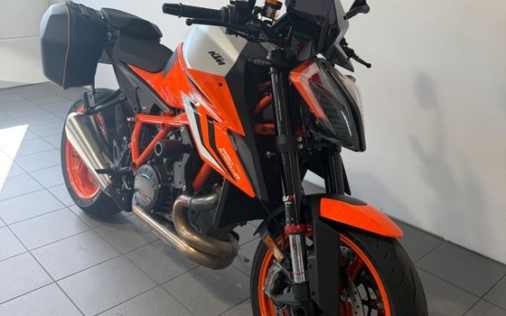 Gebrauchtmotorrad KTM 1290 Super Duke R - Bild 3