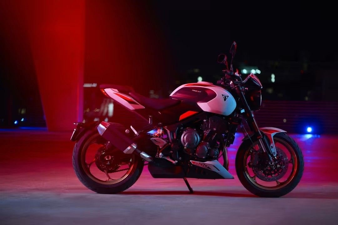 Angebot Triumph Trident 800
