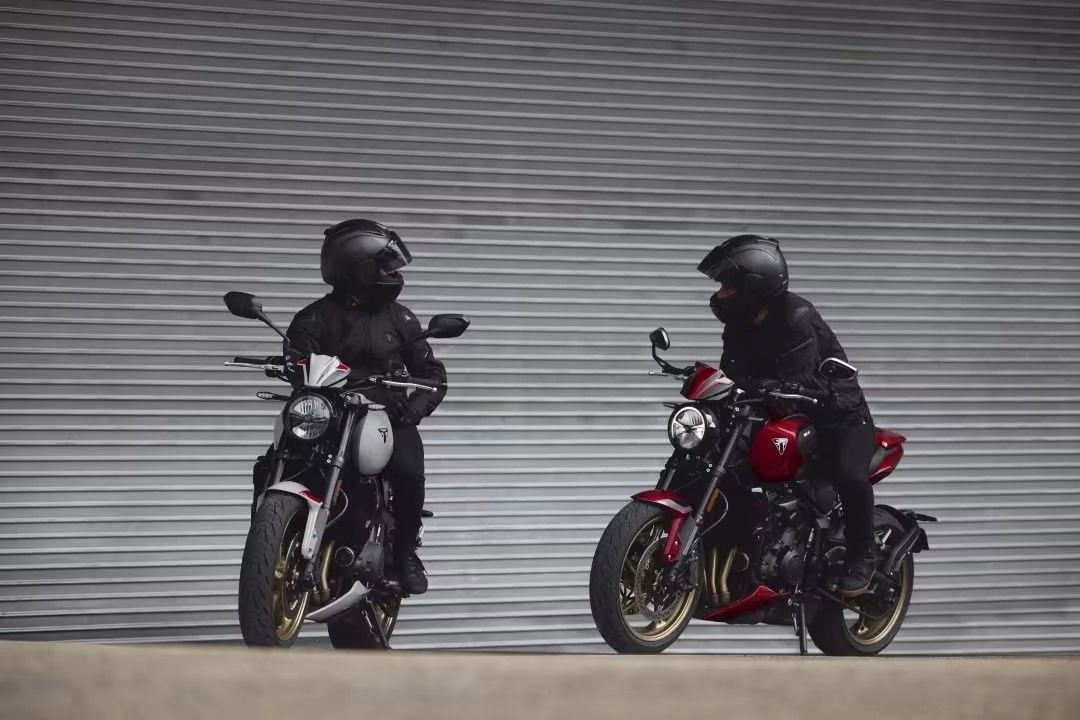 Angebot Triumph Trident 800