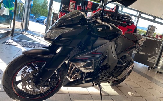 Gebrauchtmotorrad Kawasaki Z 1000 Black Edition - Bild 4