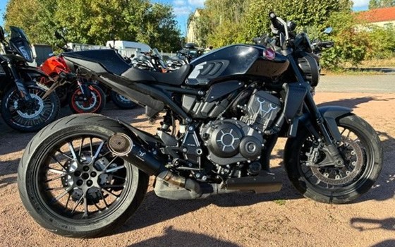 Gebrauchtmotorrad Honda CB 1000 R - Bild 8
