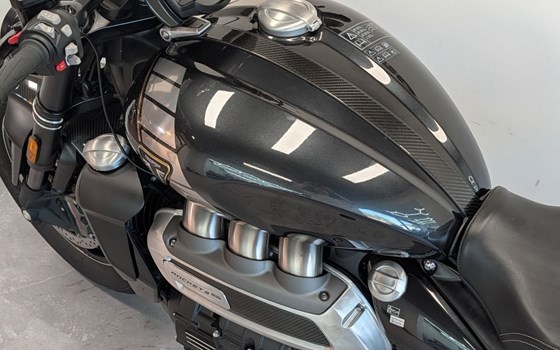 Gebrauchtmotorrad Triumph Rocket 3 TFC - Bild 8