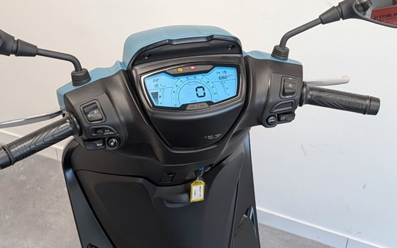 Gebrauchtmotorrad Piaggio Medley 125 S - Bild 5