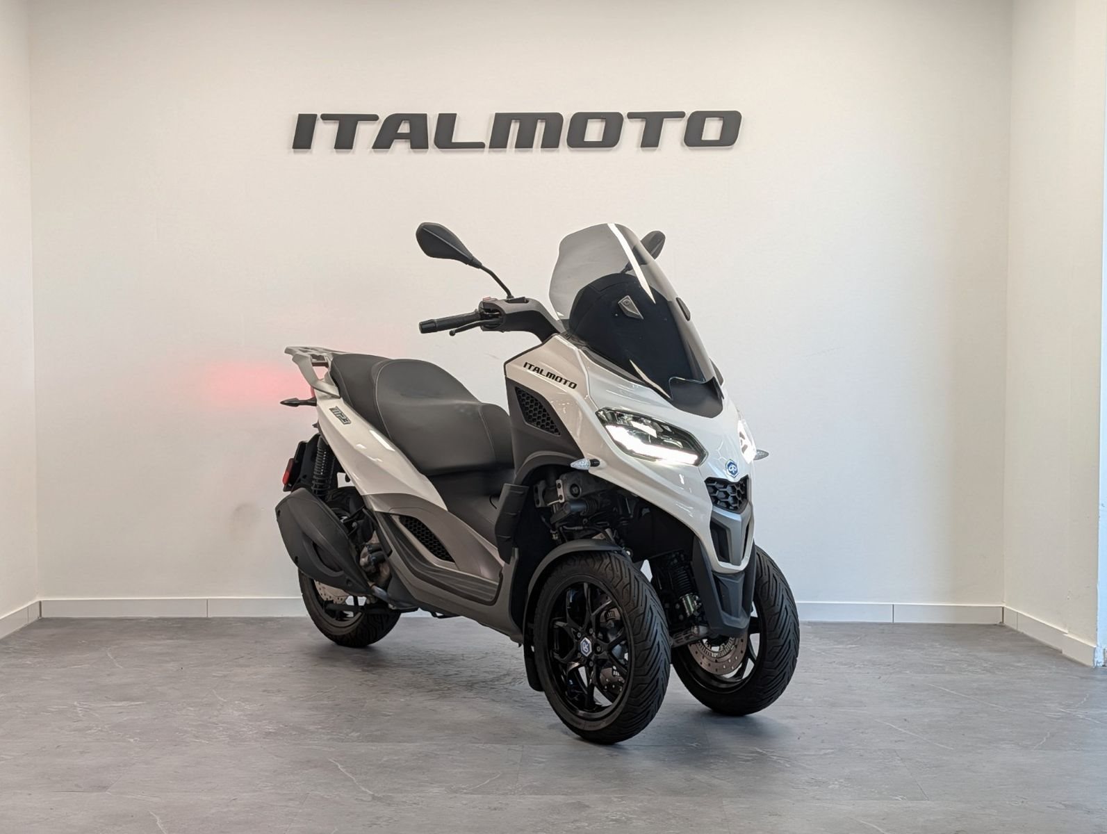 Piaggio MP3 310