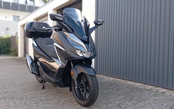 Gebrauchtmotorrad Honda Forza 350 - Bild 19