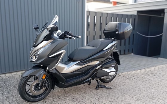 Gebrauchtmotorrad Honda Forza 350 - Bild 2