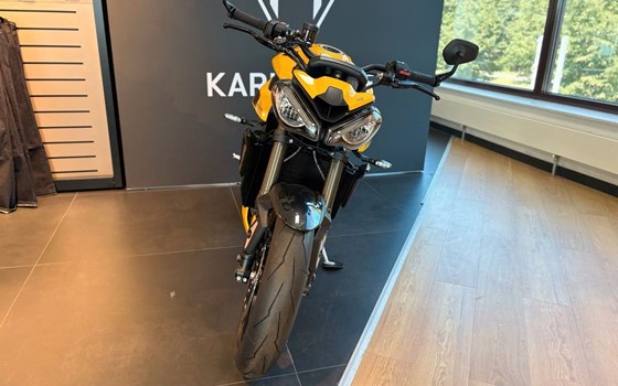 Gebrauchtmotorrad Triumph Street Triple RS - Bild 18