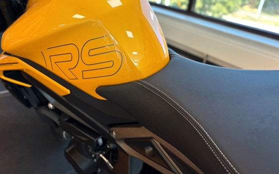 Gebrauchtmotorrad Triumph Street Triple RS - Bild 6