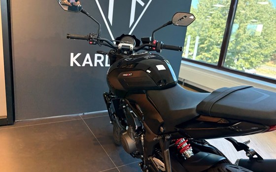 Gebrauchtmotorrad Triumph Trident 800 - Bild 14
