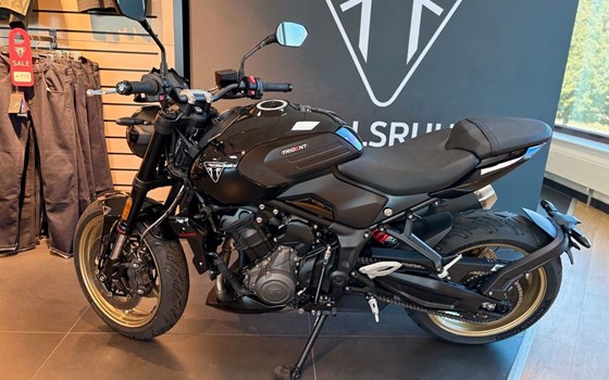 Gebrauchtmotorrad Triumph Trident 800 - Bild 8