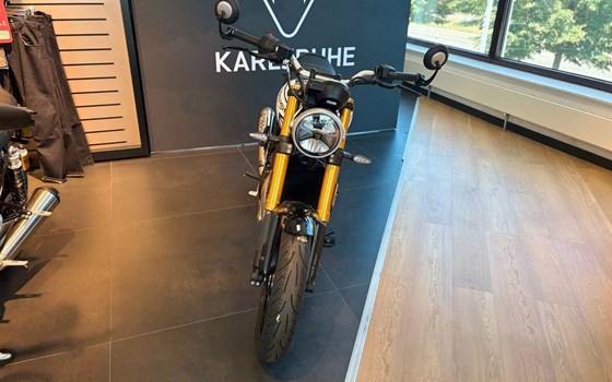 Gebrauchtmotorrad Triumph Speed 400 - Bild 1