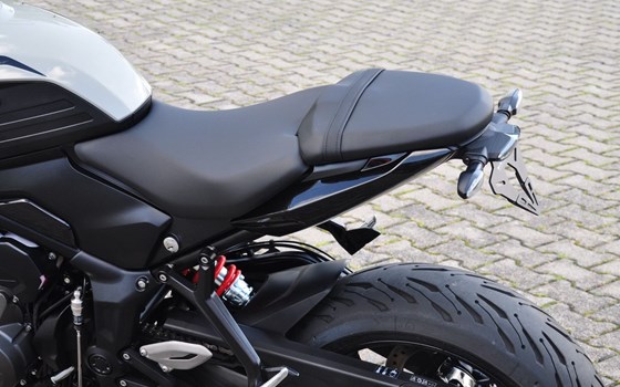 Gebrauchtmotorrad Triumph Trident 660 - Bild 12