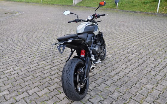 Gebrauchtmotorrad Triumph Trident 660 - Bild 7