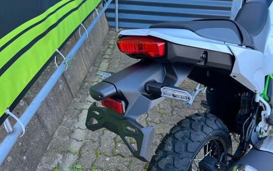 Neufahrzeug Kawasaki KLE500 SE - Bild 9