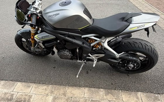 Gebrauchtmotorrad Triumph Speed Triple 1200 RS - Bild 5