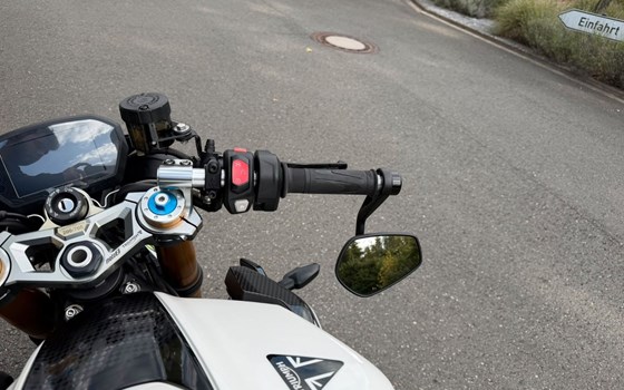 Gebrauchtmotorrad Triumph Street Triple 765 Moto2 Edition - Bild 11