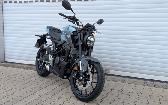 Gebrauchtmotorrad Honda CB125R - Bild 2