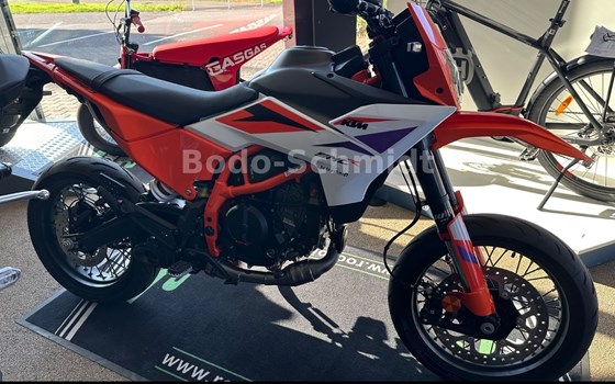 Gebrauchtmotorrad KTM 390 SMC R - Bild 1