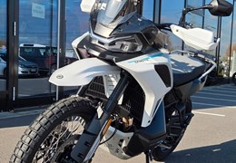 Neumotorrad CFMOTO 1000MT-X