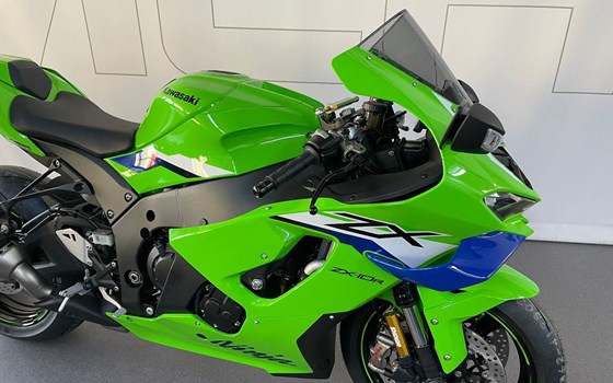 Gebrauchtmotorrad Kawasaki Ninja ZX-10R - Bild 4