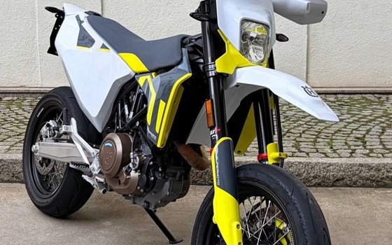 Gebrauchtmotorrad Husqvarna 701 Supermoto - Bild 2