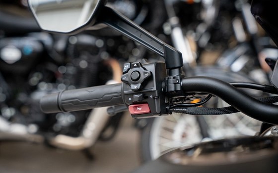 Gebrauchtmotorrad CFMOTO 800NK Sport - Bild 9