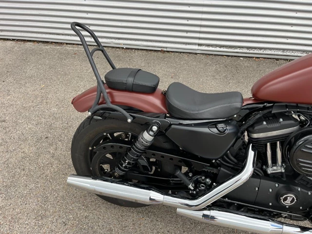 Harley-Davidson Sportster XL 883 N Iron (rot) - Bild 6