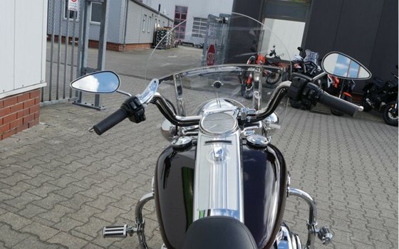 Gebrauchtmotorrad Harley-Davidson Road King Classic FLHRC - Bild 9