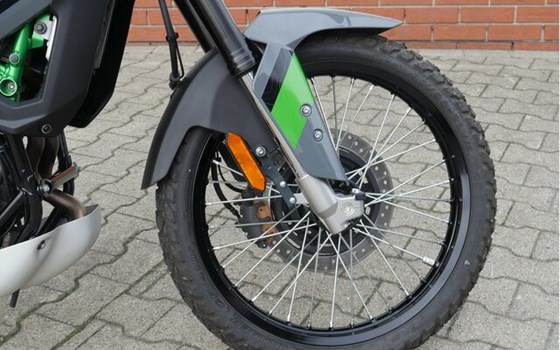 Gebrauchtmotorrad Kawasaki KLE500 SE - Bild 4