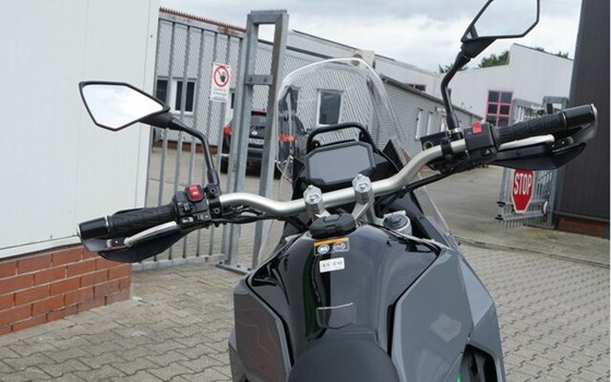 Gebrauchtmotorrad Kawasaki KLE500 SE - Bild 8