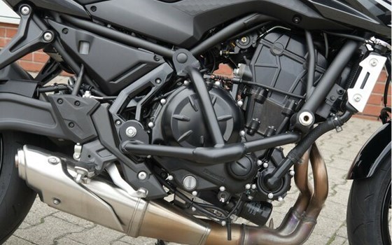 Gebrauchtmotorrad Kawasaki Z650 S - Bild 6