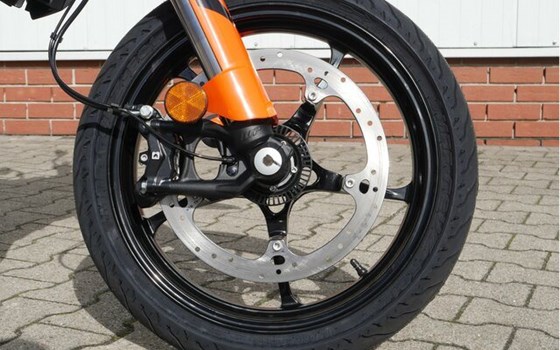 Neufahrzeug KTM 125 SMC R - Bild 4