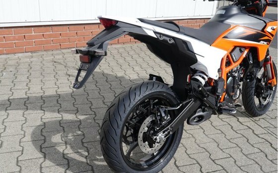 Neufahrzeug KTM 125 SMC R - Bild 7
