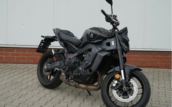 Gebrauchtmotorrad Yamaha MT-09 - Bild 2